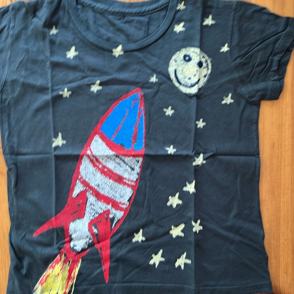 Brand New Kids Space Tee, size M, by Made U Look